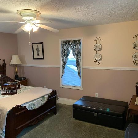Emerald Necklace Inn Bed And Breakfast Lakewood Exteriér fotografie